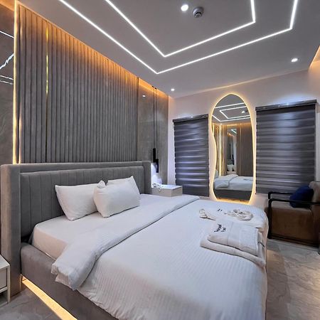 איקג'ה Blackwood Hotels מראה חיצוני תמונה