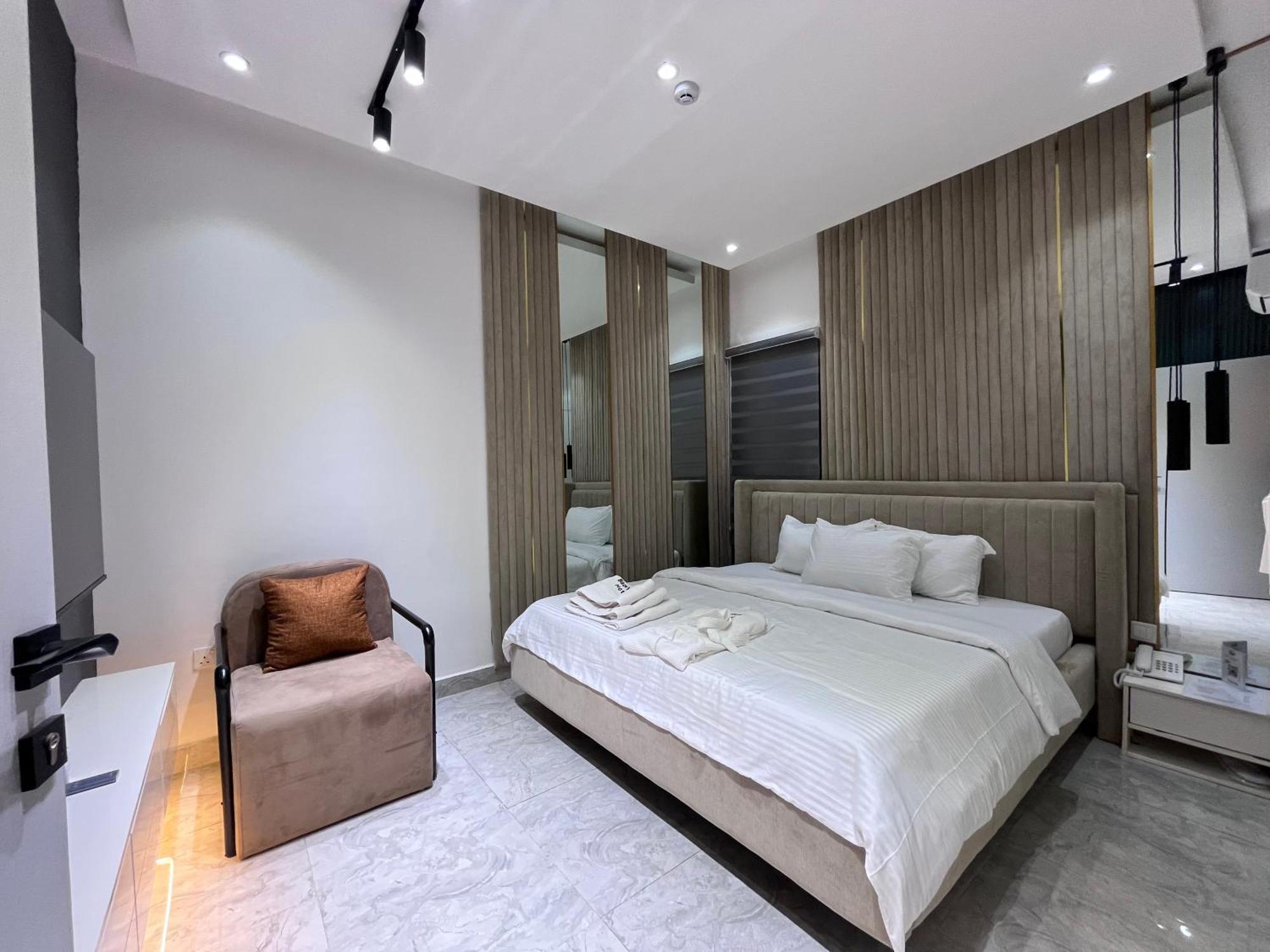 איקג'ה Blackwood Hotels מראה חיצוני תמונה