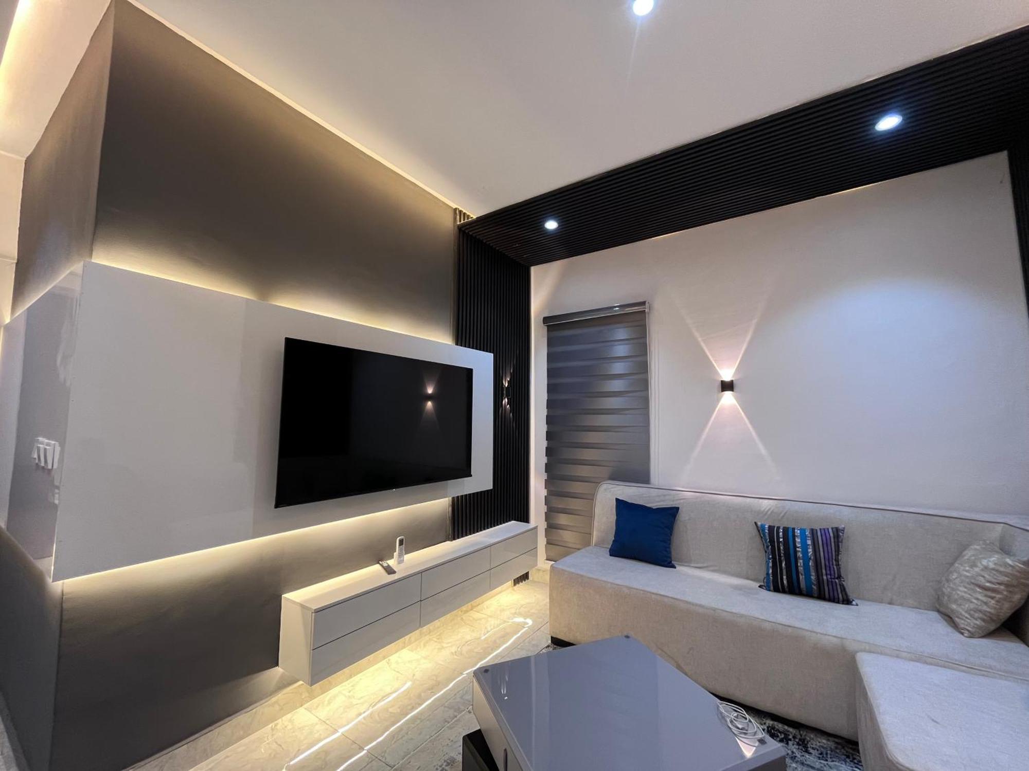 איקג'ה Blackwood Hotels מראה חיצוני תמונה