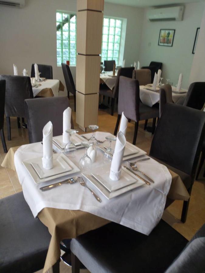 איקג'ה Blackwood Hotels מראה חיצוני תמונה