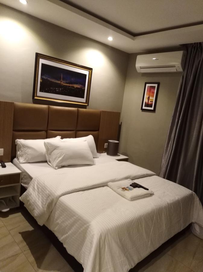 איקג'ה Blackwood Hotels מראה חיצוני תמונה