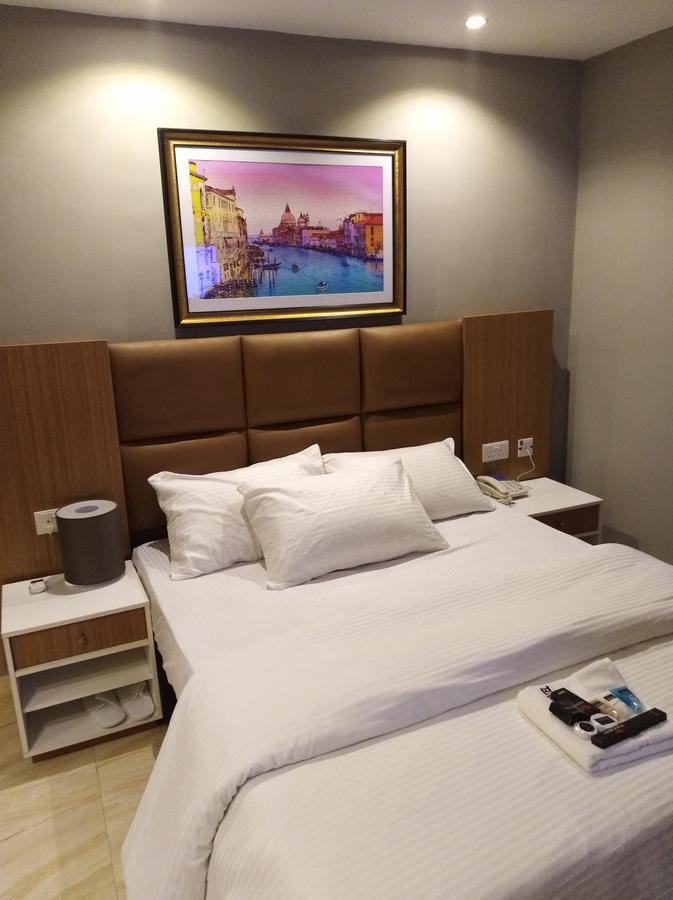 איקג'ה Blackwood Hotels מראה חיצוני תמונה